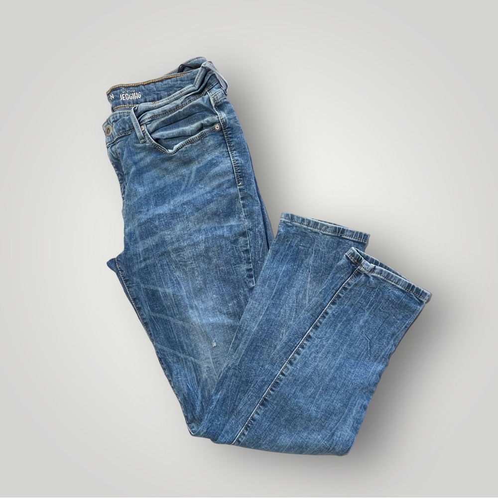 Denizen from Levi’s Low Rise Distressed Jeggings 15 - Picture 13 of 16